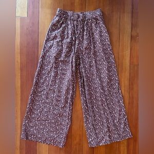 NWOT Madewell Floral Tie Waist Cropped Pull-On Pants. Size XS - Maroon